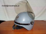 Kask z przyłbicą, wersja przejściowa
